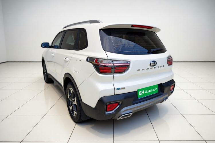 Used Kia Sportage R 2018 2.0L Manual Fashion Edition China V Standard Exterior 3