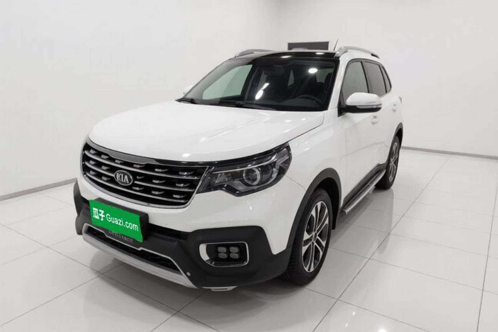 Used Kia Sportage R 2018 2.0L Automatic Smart Luxury Version China V Standard Front Left 45 Deg
