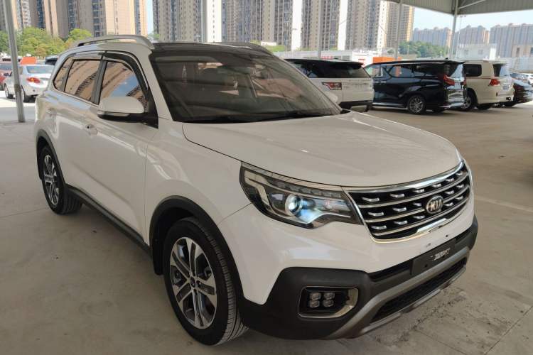 Used Kia Sportage R 2018 2.0L Automatic Smart Luxury Version China V Standard Front Right 45 Deg