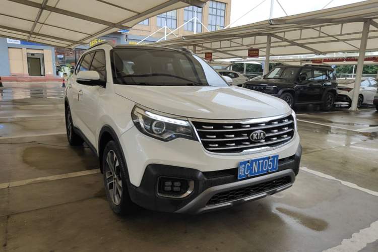 Used Kia Sportage R 2018 2.0L Automatic Smart Luxury Version China V Standard Front Right 45 Deg