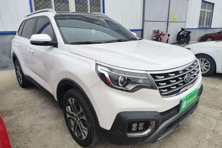 Used Kia Sportage R 2018 2.0L Automatic Smart Luxury Version China V Standard Front Right 45 Deg