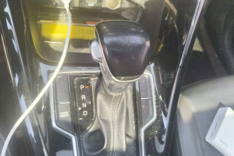 Used Kia Sportage R 2018 2.0L Automatic Smart Luxury Version China V Standard Gear Lever