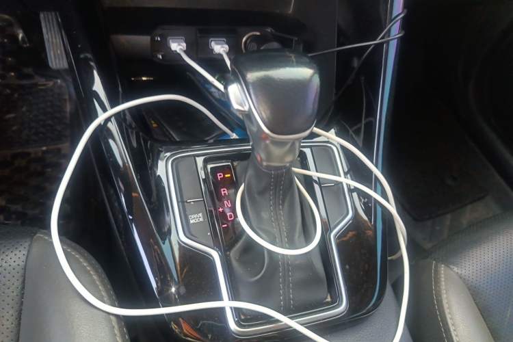 Used Kia Sportage R 2018 2.0L Automatic Smart Luxury Version China V Standard Gear Lever