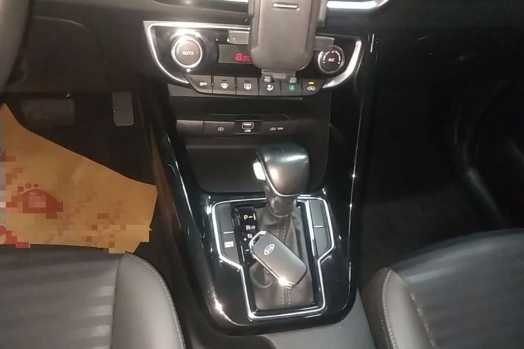 Used Kia Sportage R 2018 2.0L Automatic Smart Luxury Version China V Standard Gear Lever