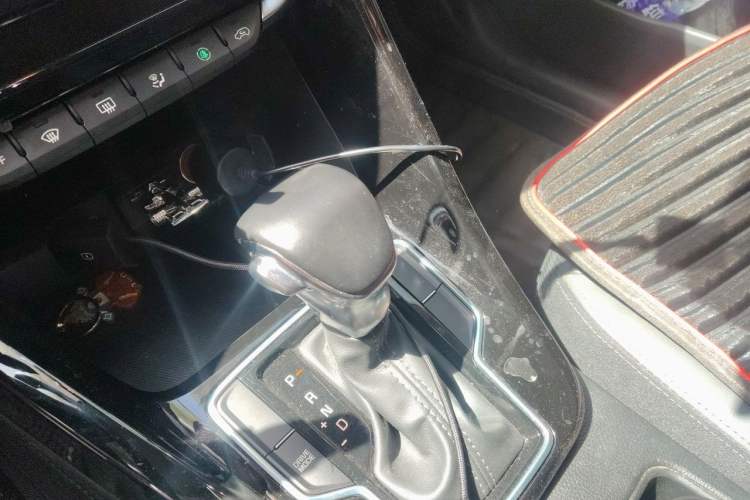Used Kia Sportage R 2018 2.0L Automatic Smart Luxury Version China V Standard Gear Lever