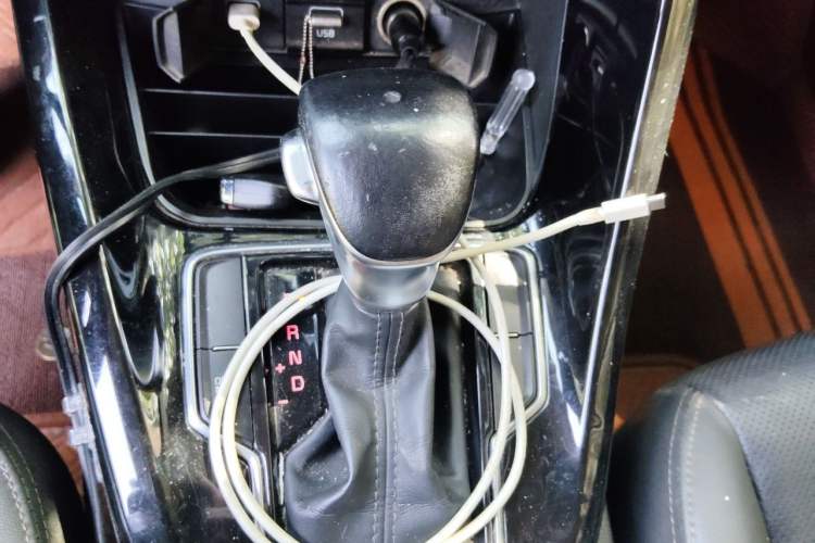 Used Kia Sportage R 2018 2.0L Automatic Smart Luxury Version China V Standard Gear Lever