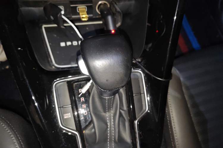 Used Kia Sportage R 2018 2.0L Automatic Smart Luxury Version China V Standard Gear Lever