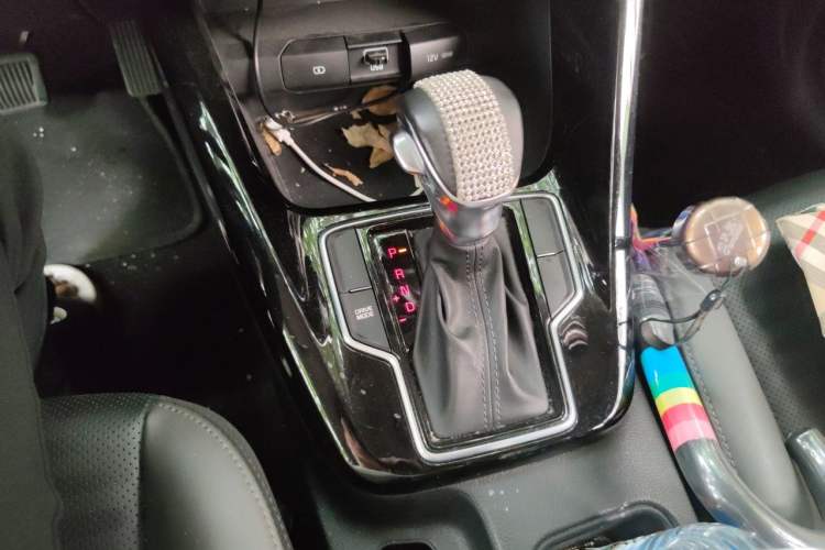 Used Kia Sportage R 2018 2.0L Automatic Smart Luxury Version China V Standard Gear Lever
