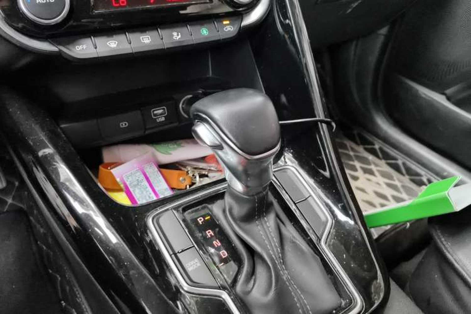 Used Kia Sportage R 2018 2.0L Automatic Smart Luxury Version China V Standard Gear Lever