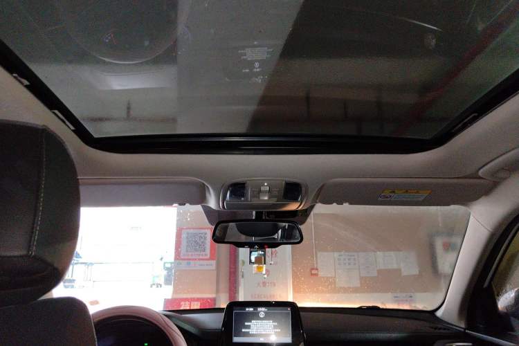 Used Kia Sportage R 2018 2.0L Automatic Smart Luxury Version China V Standard Headliner