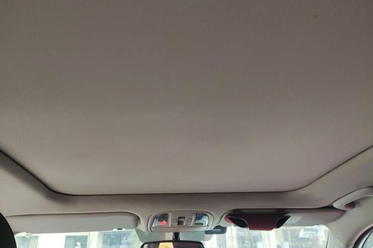 Used Kia Sportage R 2018 2.0L Automatic Smart Luxury Version China V Standard Headliner