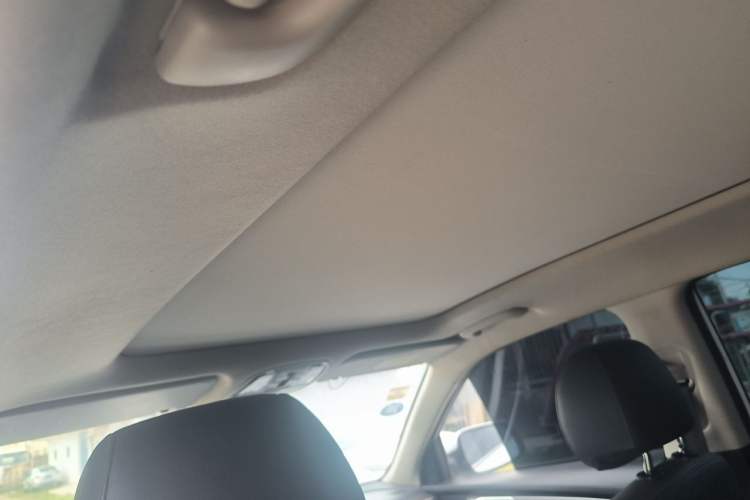 Used Kia Sportage R 2018 2.0L Automatic Smart Luxury Version China V Standard Headliner