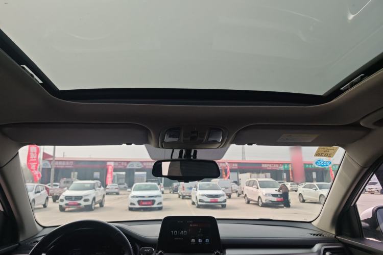Used Kia Sportage R 2018 2.0L Automatic Smart Luxury Version China V Standard Headliner