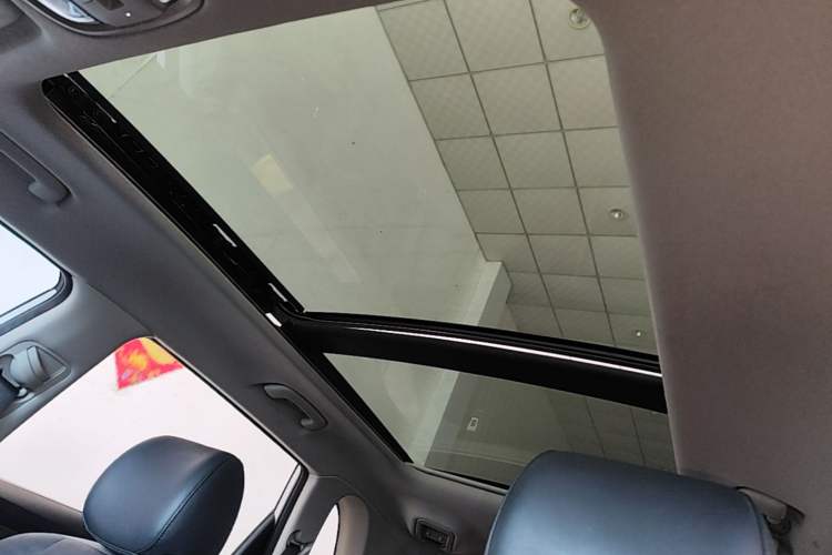 Used Kia Sportage R 2018 2.0L Automatic Smart Luxury Version China V Standard Headliner
