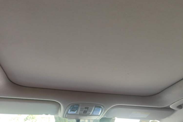 Used Kia Sportage R 2018 2.0L Automatic Smart Luxury Version China V Standard Headliner