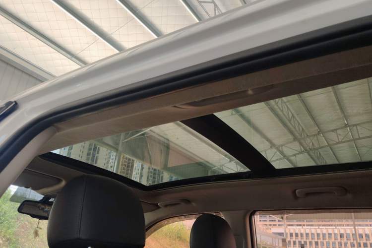 Used Kia Sportage R 2018 2.0L Automatic Smart Luxury Version China V Standard Headliner
