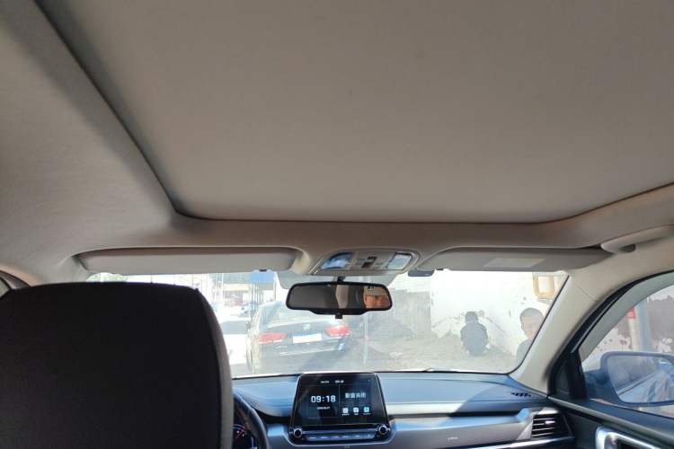 Used Kia Sportage R 2018 2.0L Automatic Smart Luxury Version China V Standard Headliner
