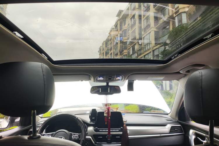 Used Kia Sportage R 2018 2.0L Automatic Smart Luxury Version China V Standard Headliner