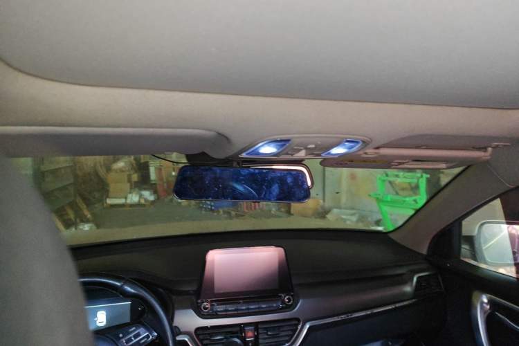 Used Kia Sportage R 2018 2.0L Automatic Smart Luxury Version China V Standard Headliner
