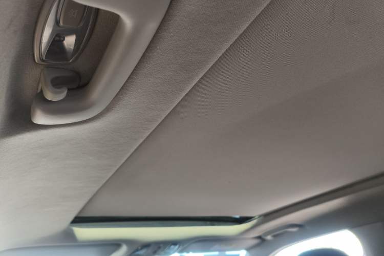Used Kia Sportage R 2018 2.0L Automatic Smart Luxury Version China V Standard Headliner