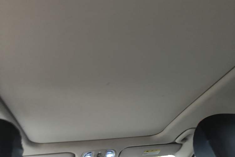 Used Kia Sportage R 2018 2.0L Automatic Smart Luxury Version China V Standard Headliner