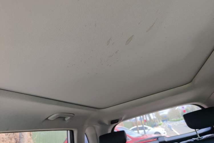 Used Kia Sportage R 2018 2.0L Automatic Smart Luxury Version China V Standard Headliner