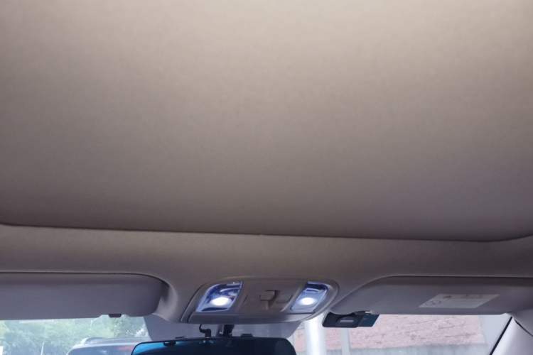Used Kia Sportage R 2018 2.0L Automatic Smart Luxury Version China V Standard Headliner