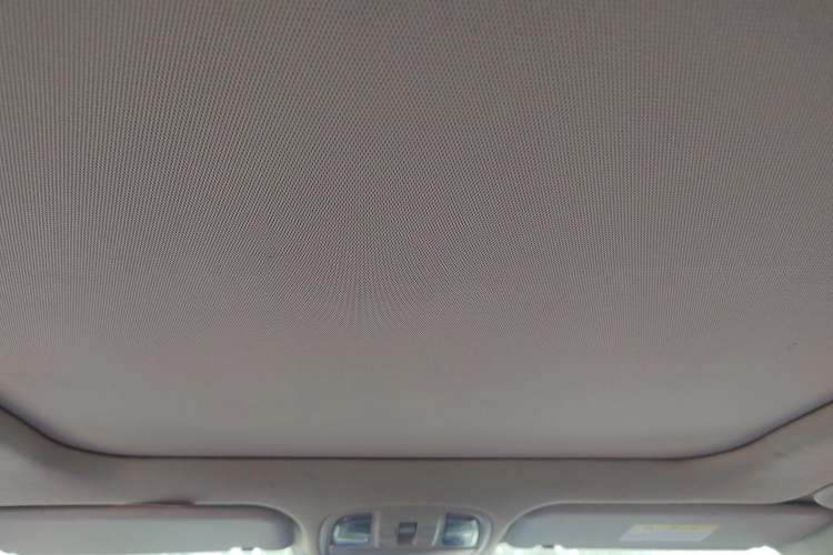 Used Kia Sportage R 2018 2.0L Automatic Smart Luxury Version China V Standard Headliner