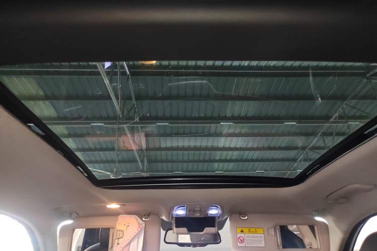 Used Kia Sportage R 2018 2.0L Automatic Smart Luxury Version China V Standard Headliner