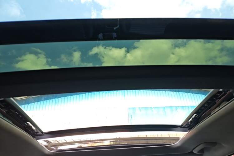 Used Kia Sportage R 2018 2.0L Automatic Smart Luxury Version China V Standard Headliner