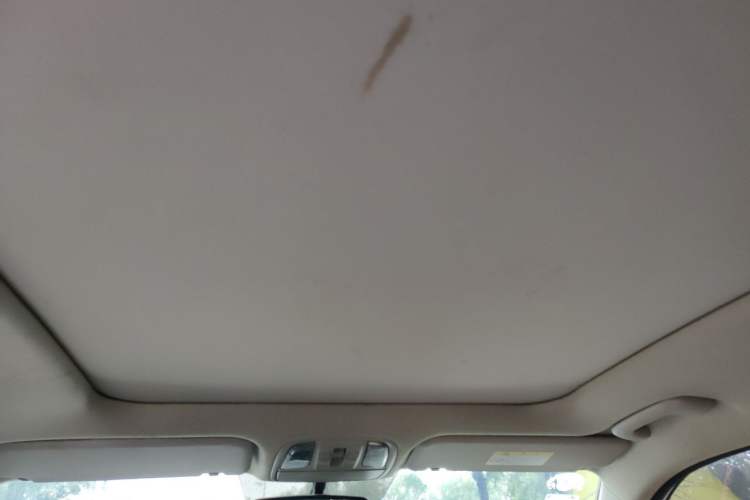 Used Kia Sportage R 2018 2.0L Automatic Smart Luxury Version China V Standard Headliner