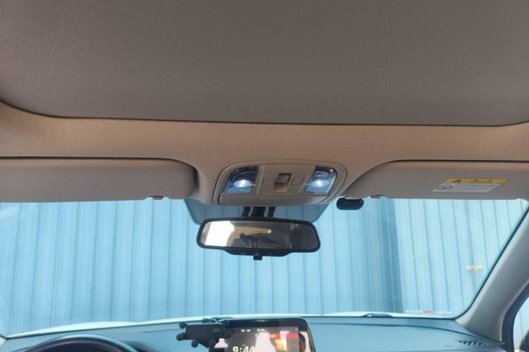 Used Kia Sportage R 2018 2.0L Automatic Smart Luxury Version China V Standard Headliner