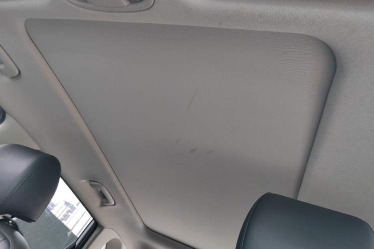 Used Kia Sportage R 2018 2.0L Automatic Smart Luxury Version China V Standard Headliner