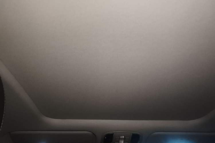 Used Kia Sportage R 2018 2.0L Automatic Smart Luxury Version China V Standard Headliner