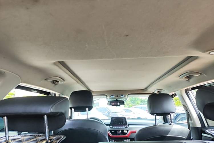 Used Kia Sportage R 2018 2.0L Automatic Smart Luxury Version China V Standard Headliner