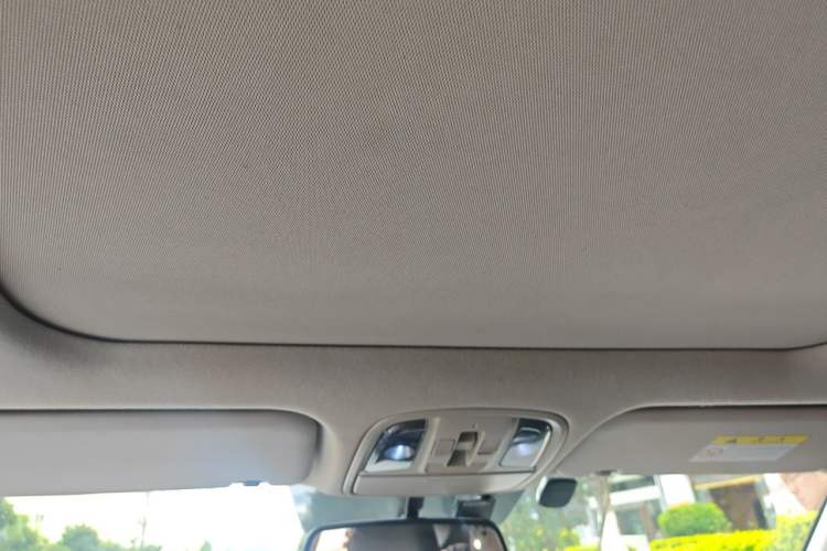 Used Kia Sportage R 2018 2.0L Automatic Smart Luxury Version China V Standard Headliner