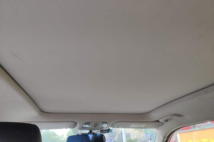 Used Kia Sportage R 2018 2.0L Automatic Smart Luxury Version China V Standard Headliner