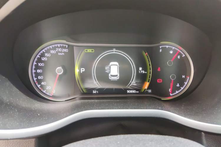 Used Kia Sportage R 2018 2.0L Automatic Smart Luxury Version China V Standard Instrument Cluster