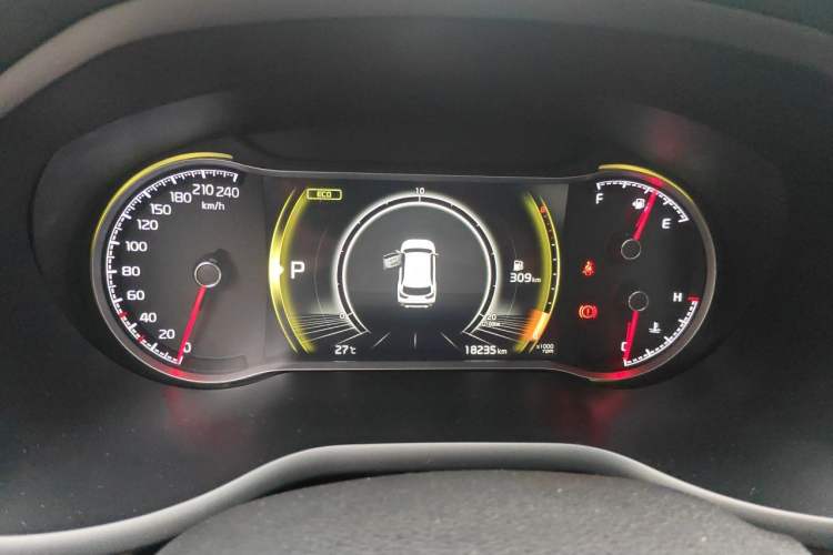 Used Kia Sportage R 2018 2.0L Automatic Smart Luxury Version China V Standard Instrument Cluster