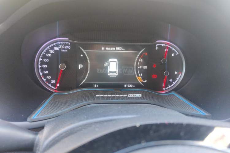 Used Kia Sportage R 2018 2.0L Automatic Smart Luxury Version China V Standard Instrument Cluster