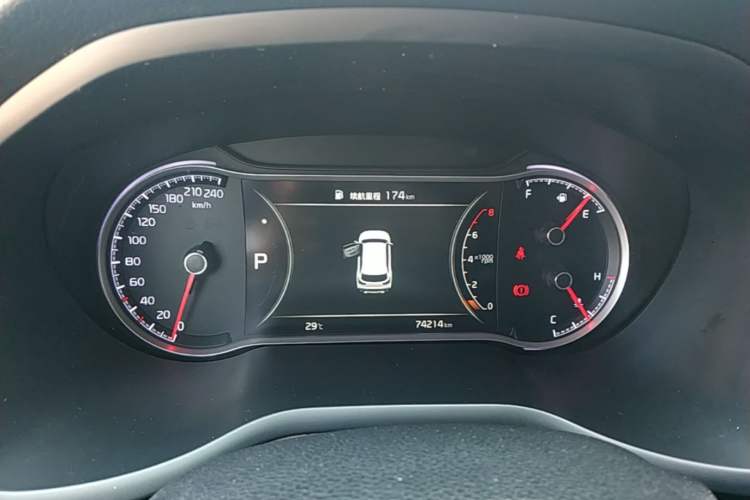 Used Kia Sportage R 2018 2.0L Automatic Smart Luxury Version China V Standard Instrument Cluster