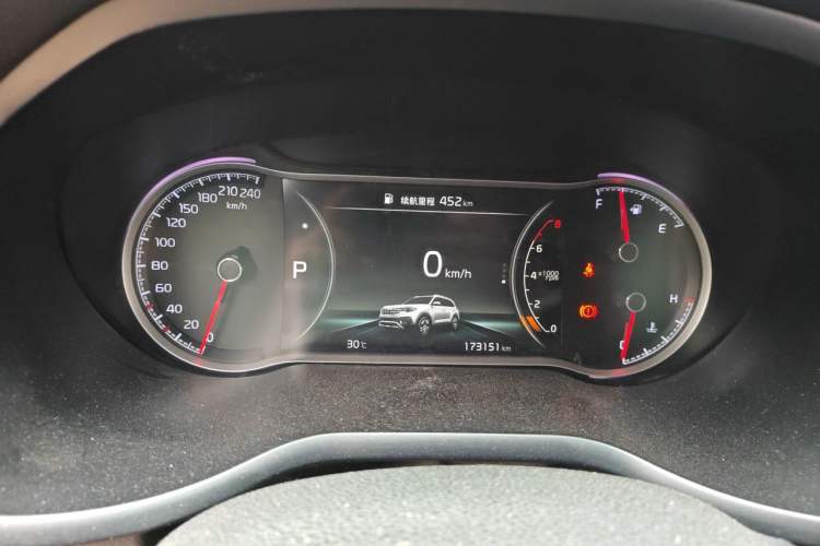 Used Kia Sportage R 2018 2.0L Automatic Smart Luxury Version China V Standard Instrument Cluster