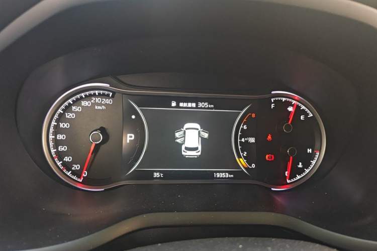 Used Kia Sportage R 2018 2.0L Automatic Smart Luxury Version China V Standard Instrument Cluster
