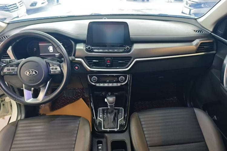 Used Kia Sportage R 2018 2.0L Automatic Smart Luxury Version China V Standard Interior 1