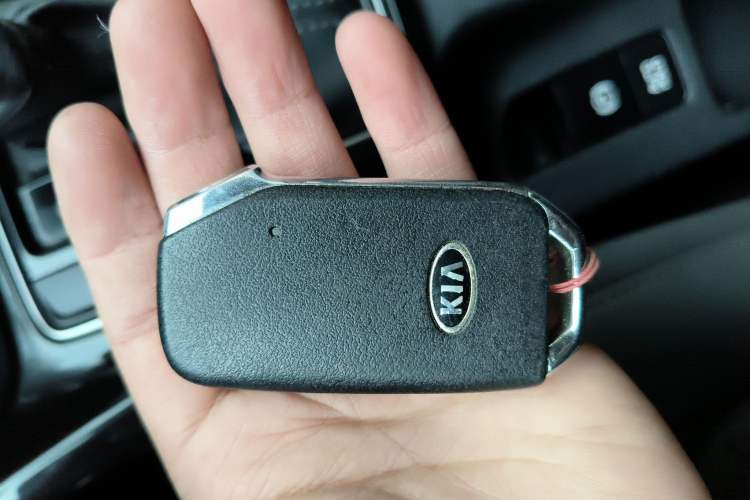 Used Kia Sportage R 2018 2.0L Automatic Smart Luxury Version China V Standard Interior 1