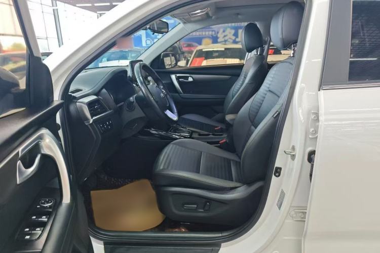 Used Kia Sportage R 2018 2.0L Automatic Smart Luxury Version China V Standard Interior 2