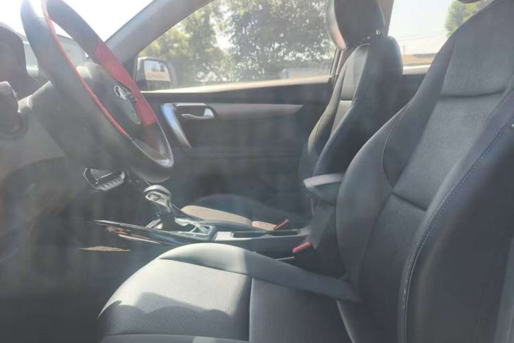 Used Kia Sportage R 2018 2.0L Automatic Smart Luxury Version China V Standard Interior 2