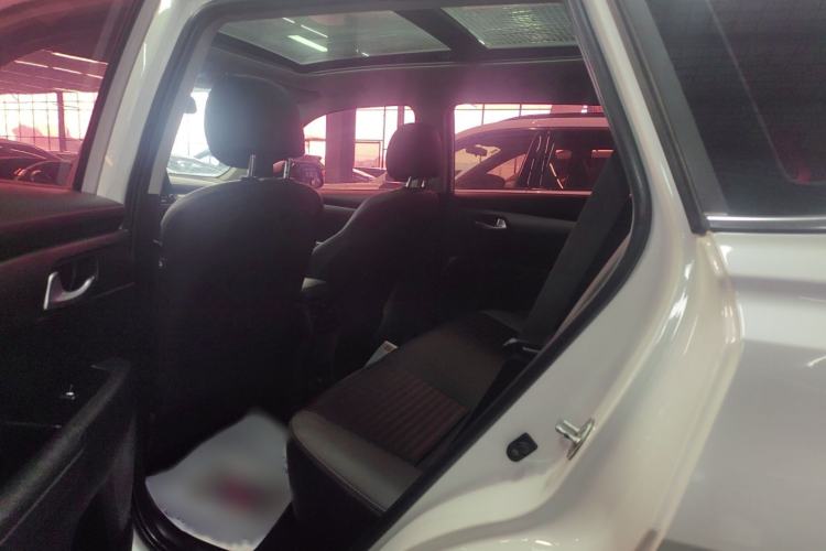 Used Kia Sportage R 2018 2.0L Automatic Smart Luxury Version China V Standard Interior 2