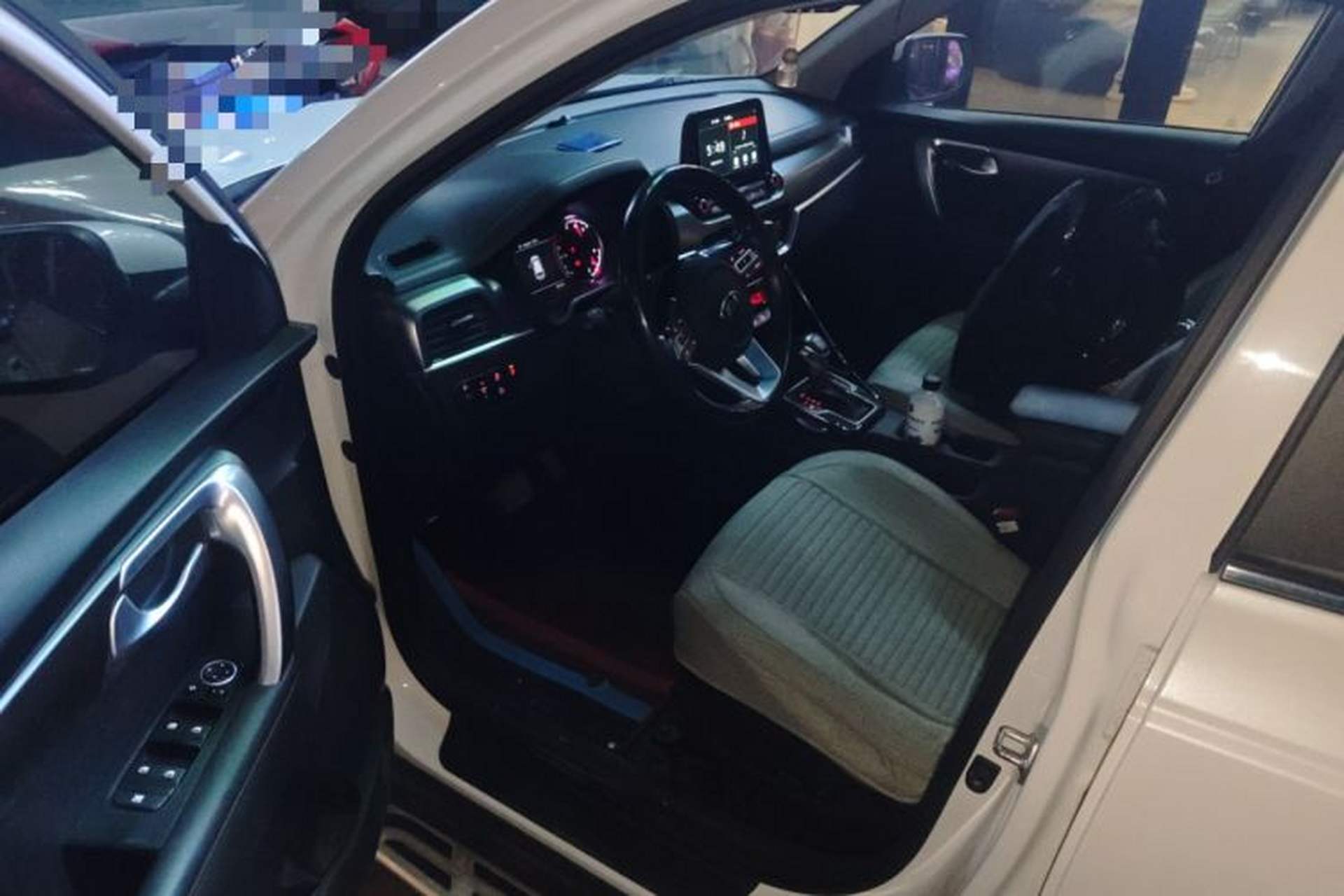 Used Kia Sportage R 2018 2.0L Automatic Smart Luxury Version China V Standard Interior 3