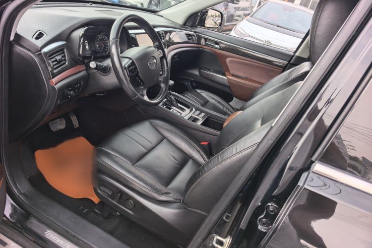 Used Kia Sportage R 2018 2.0L Automatic Smart Luxury Version China V Standard Interior 3